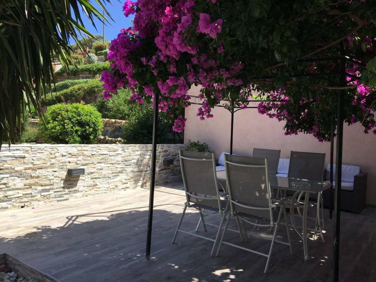 Apartament Liyaroyce Cavalaire-sur-Mer Zewnętrze zdjęcie